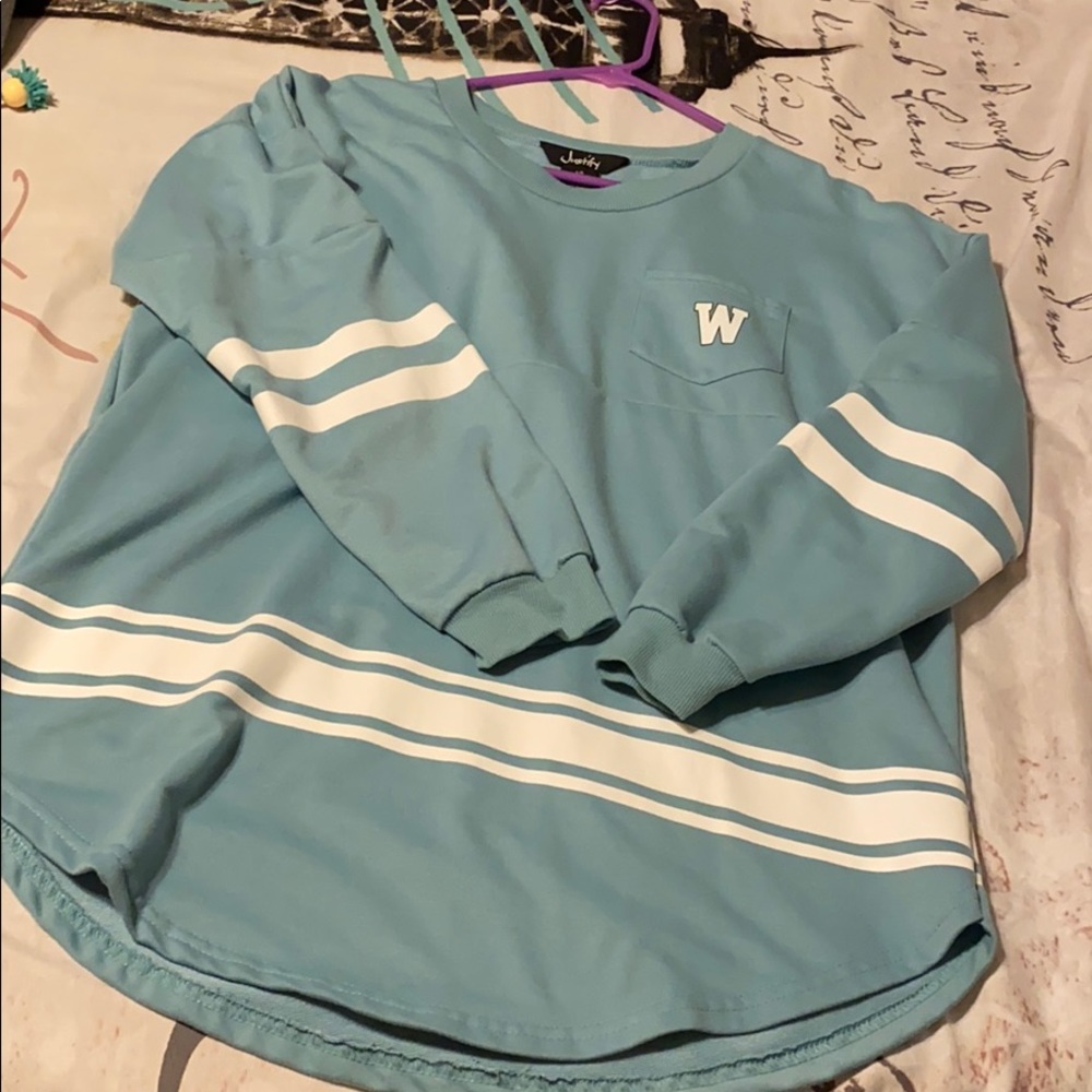 Long sleeve top